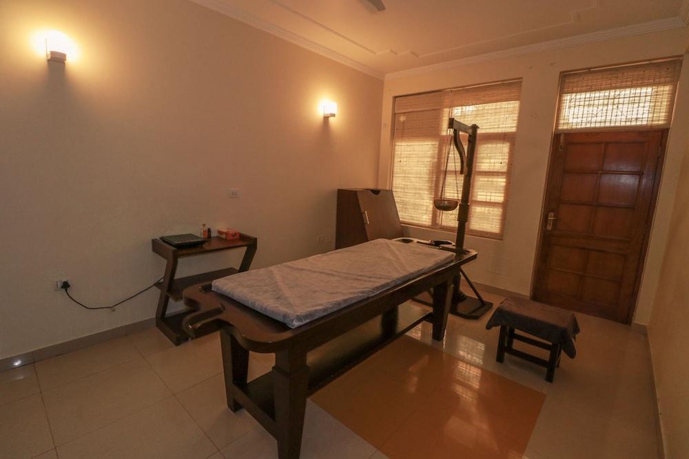 Ved Varuna Ayurveda Sadan Rishikesh