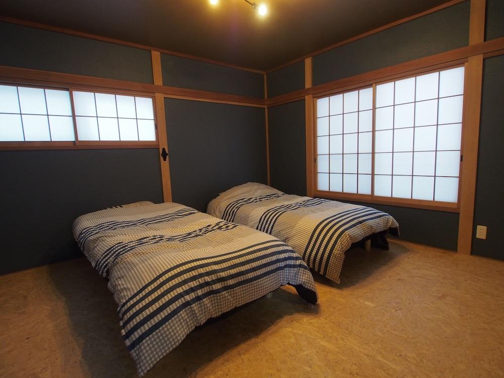 Atami Cottage 6 People