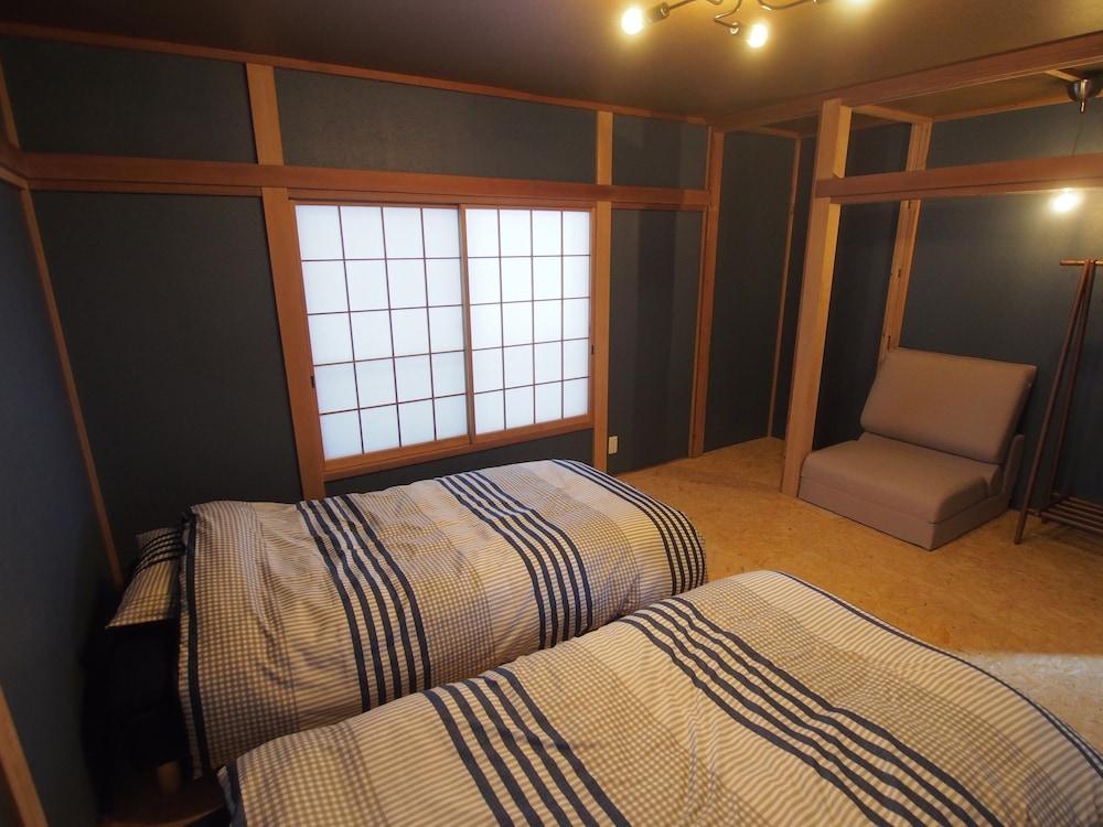 Atami Cottage 6 People