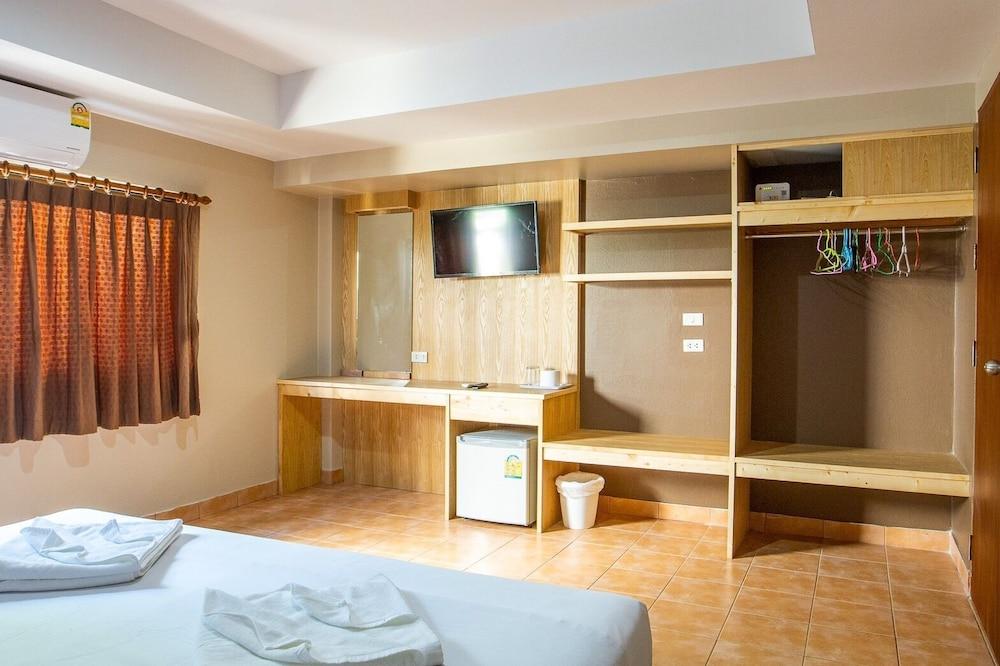 P.Chaweng Guest house