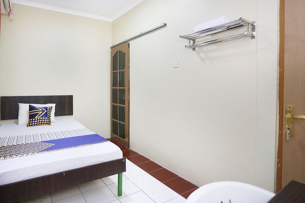 SPOT ON 2358 Aster Homestay