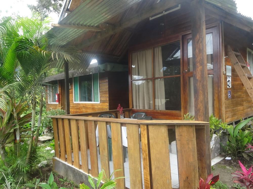 Hosteria cabañas la Estancia Mindo