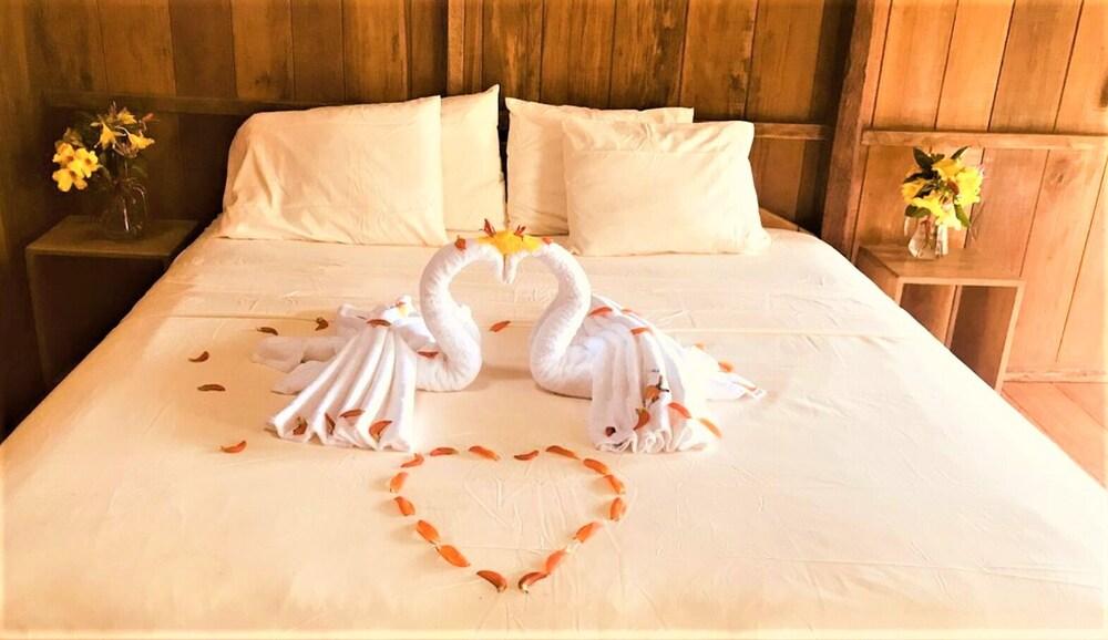 Grand Amazon Lodge & Tours