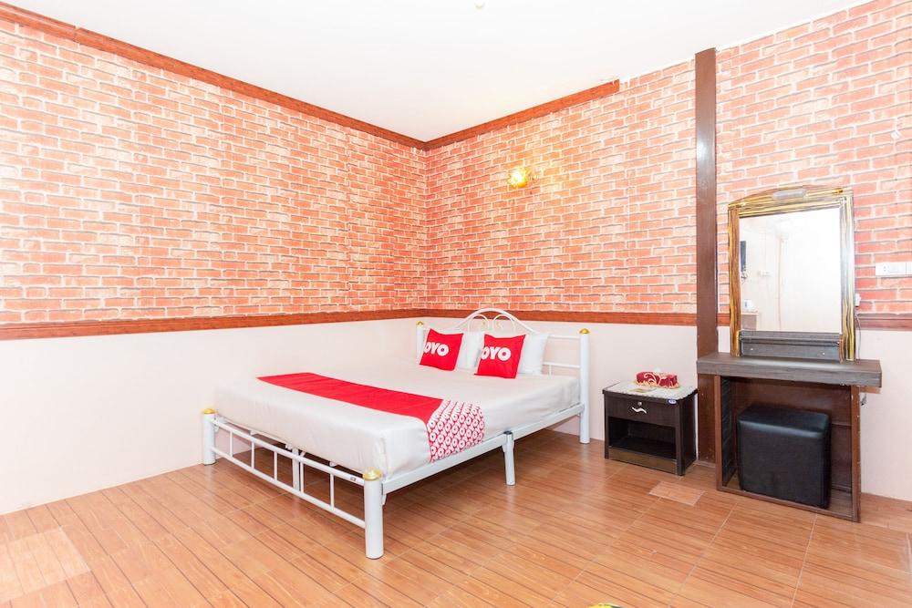 OYO 712 Baandin Resort