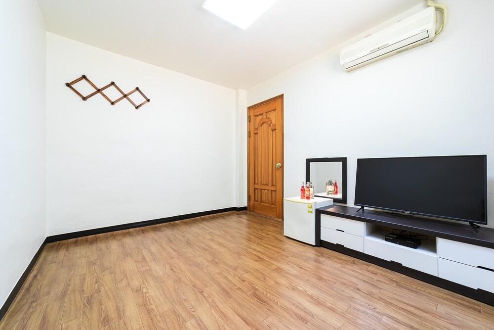 Hoony Guesthouse - Hostel