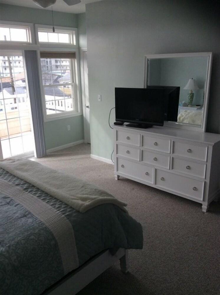 Ww413 West Taylor Avenue