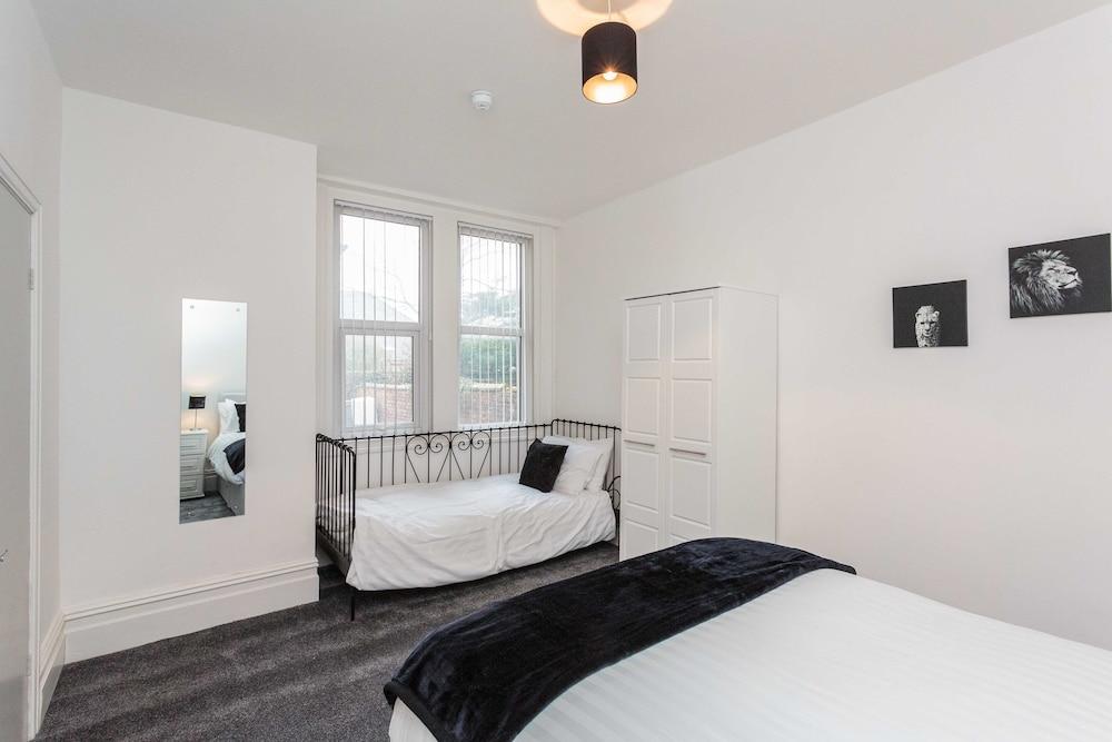 Cherry Property - Berry Apartments