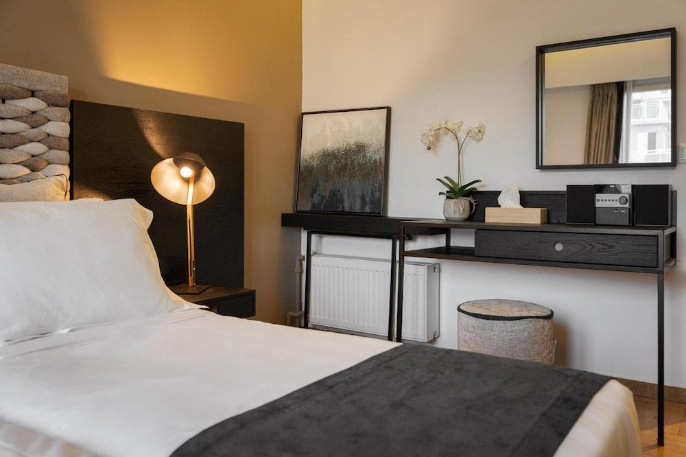 Acropolis Unique Residence