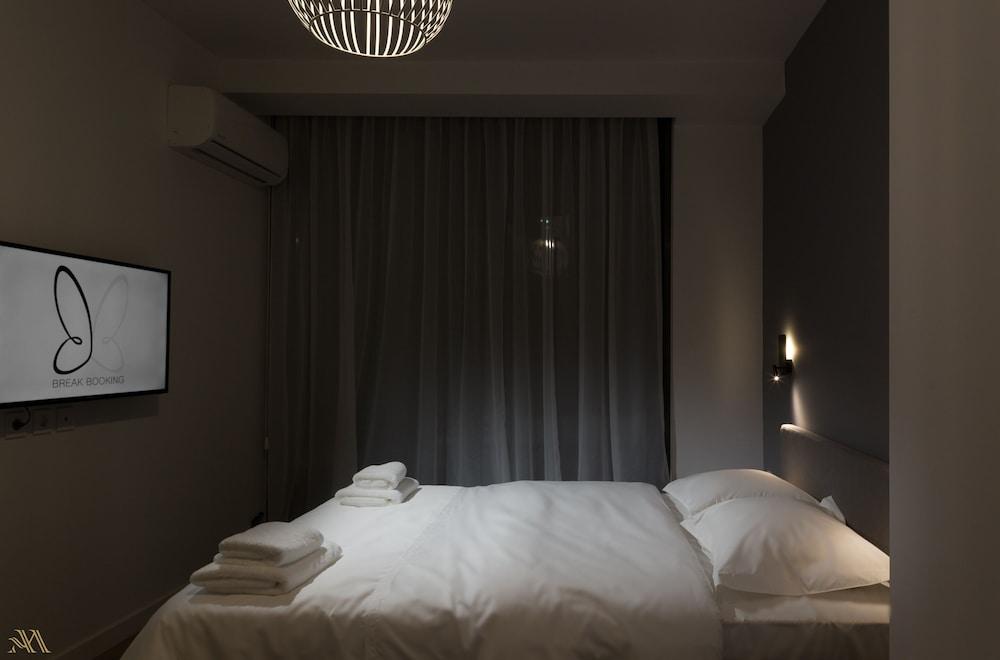 Elysium Boutique Apartments