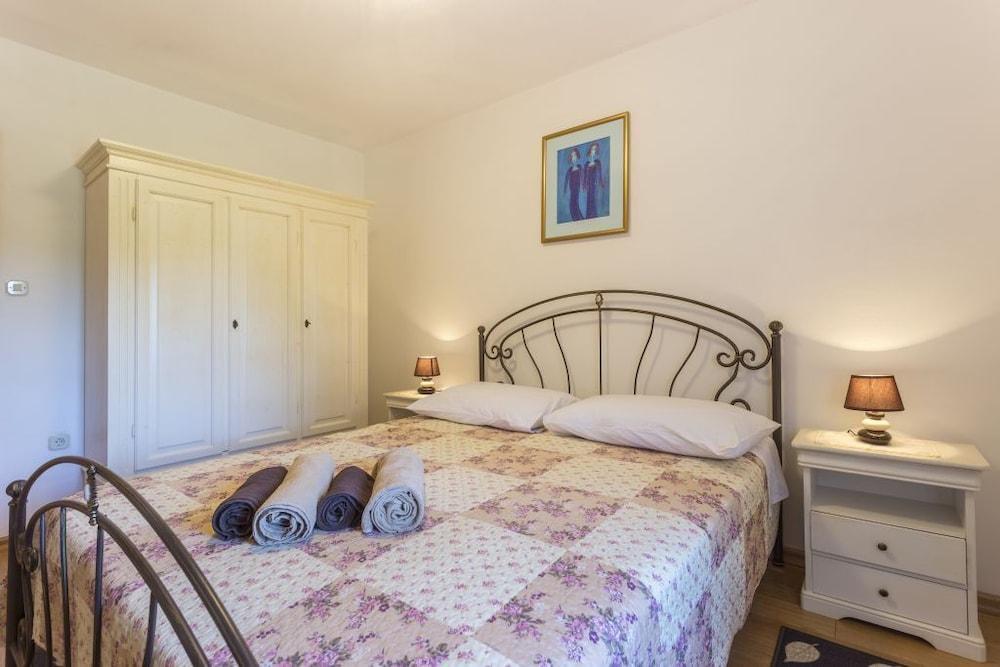 Holiday house Matija with a pool