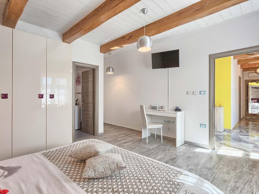 Luxury and modern Villa with a pool