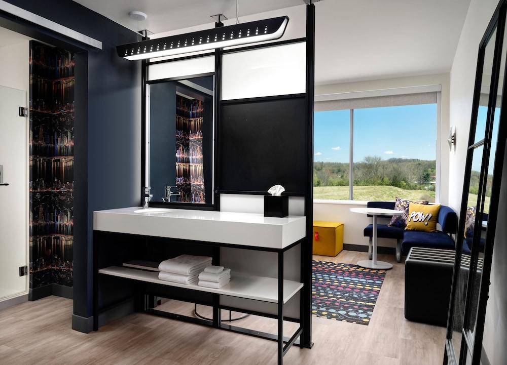 Aloft Knoxville West