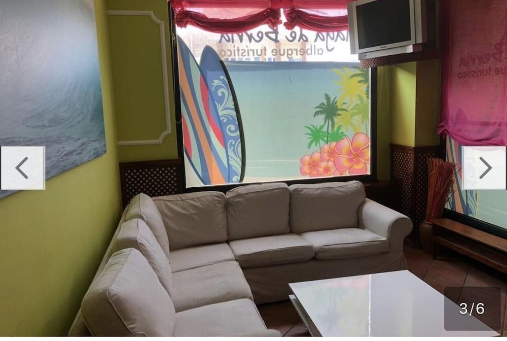 Playa de Berria Albergue Tursitico