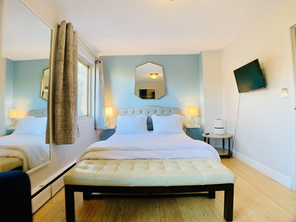 Pikes meets CapHill-Convention Center