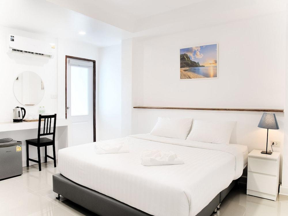 Grand Sattahip Hotel