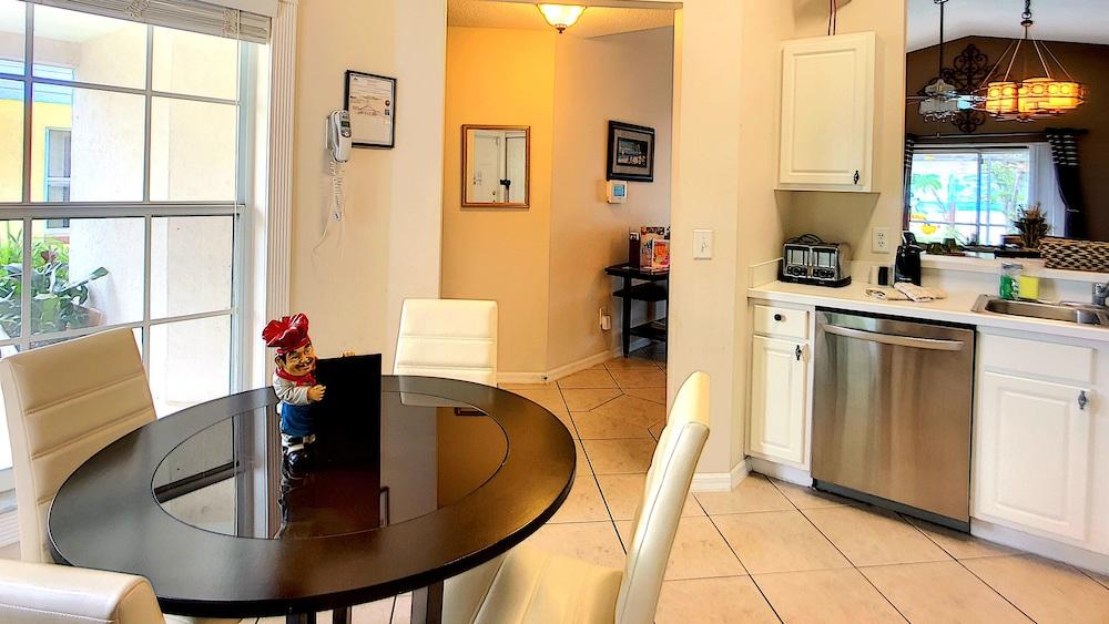 Minnie's Movie House