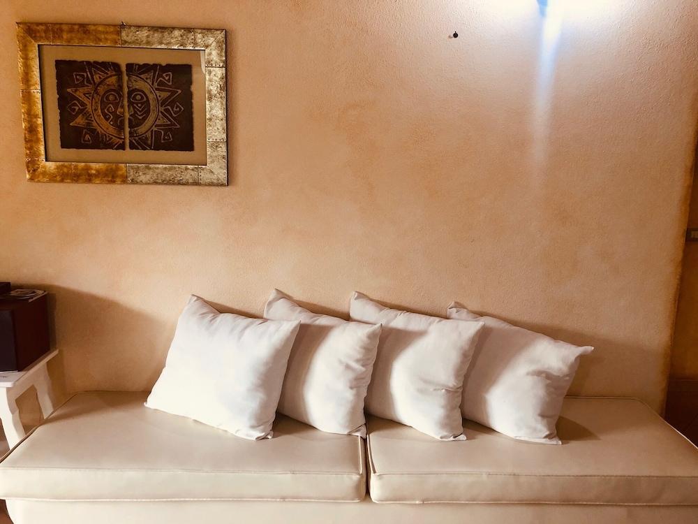 Fantastico San Teodoro STRAU02