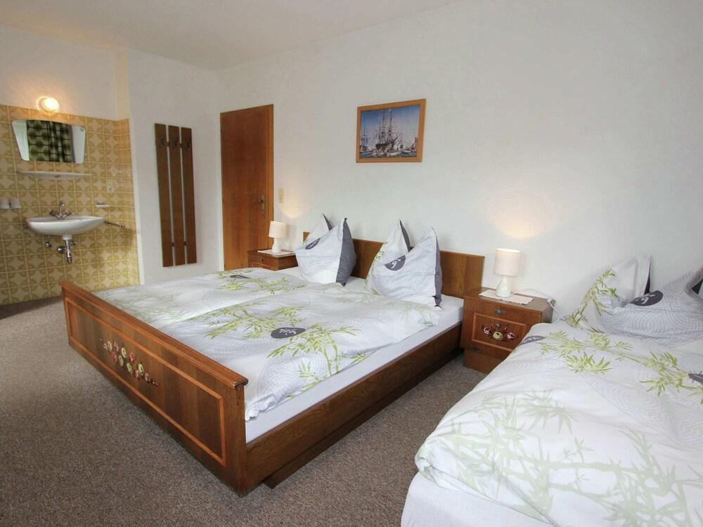 Chalet in Aschau Near Ski Bus & Zillertal Slopes