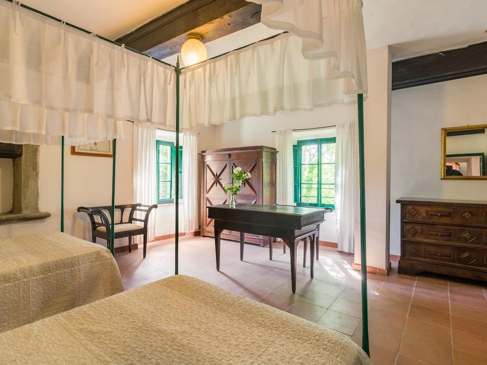 Holiday Home in Pistoia With Pool