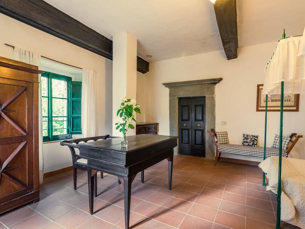 Holiday Home in Pistoia With Pool