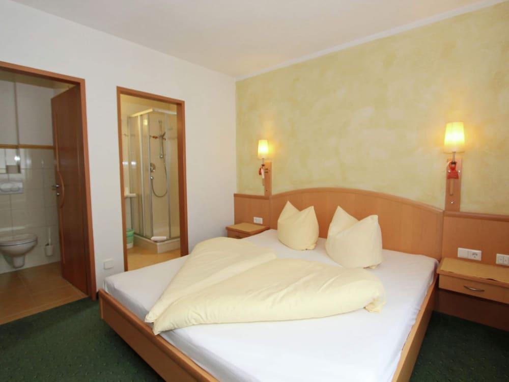 Spacious Holiday Flat With Sauna in Stumm