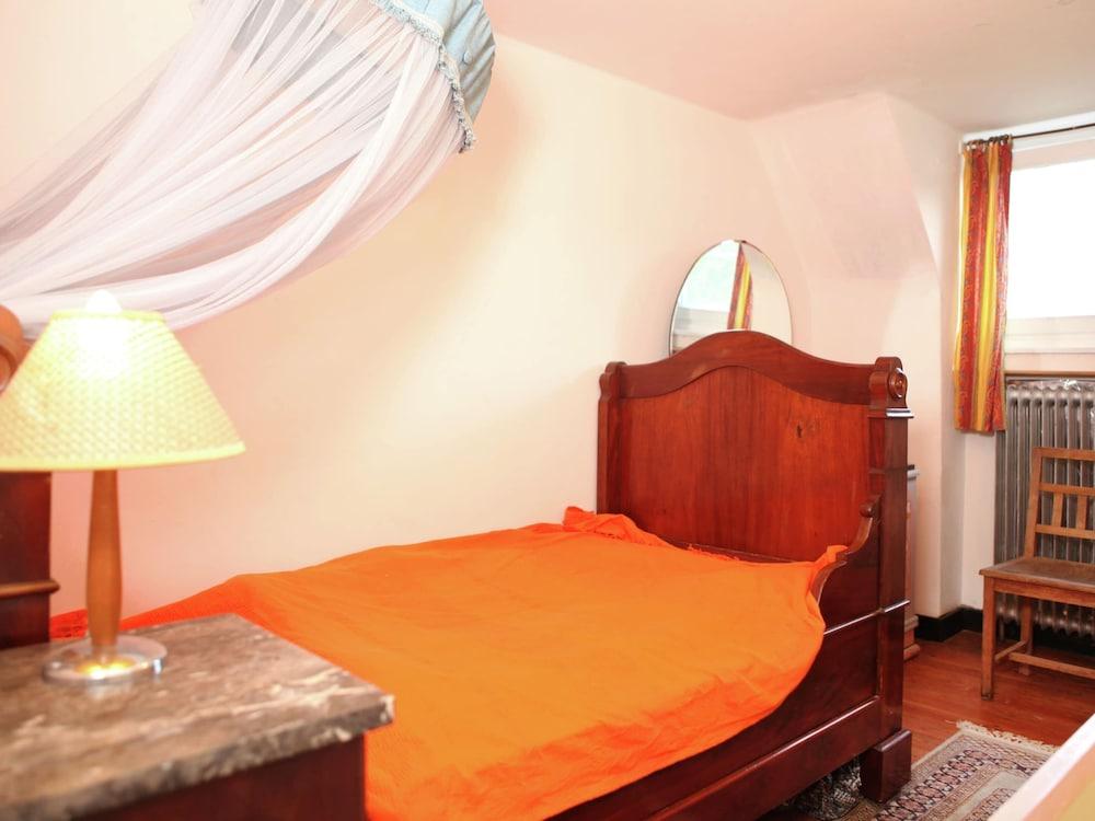 Mansion in Ruiselede Doomkerke