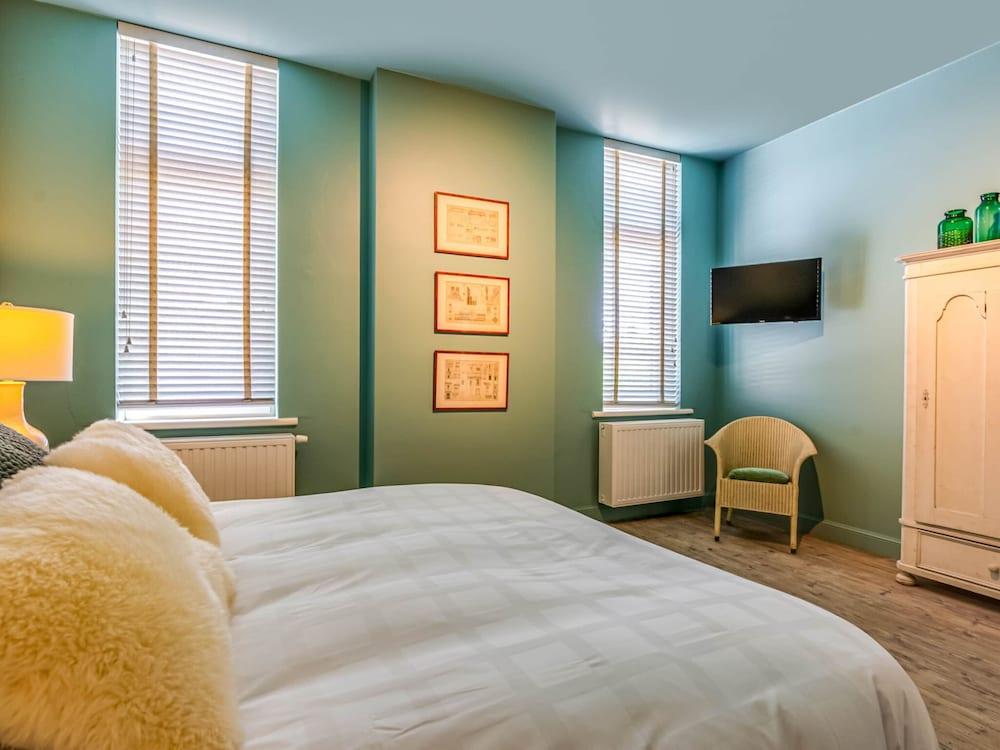 Villa in Former School