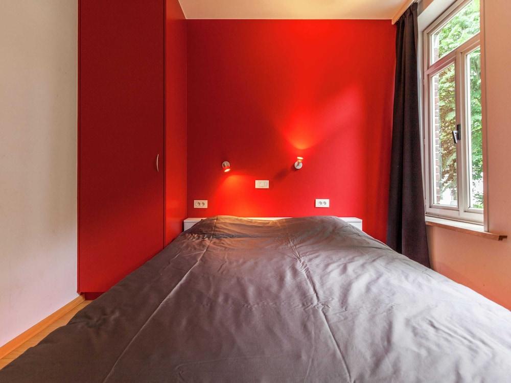 Holiday Home in Kortrijk for 8 Person