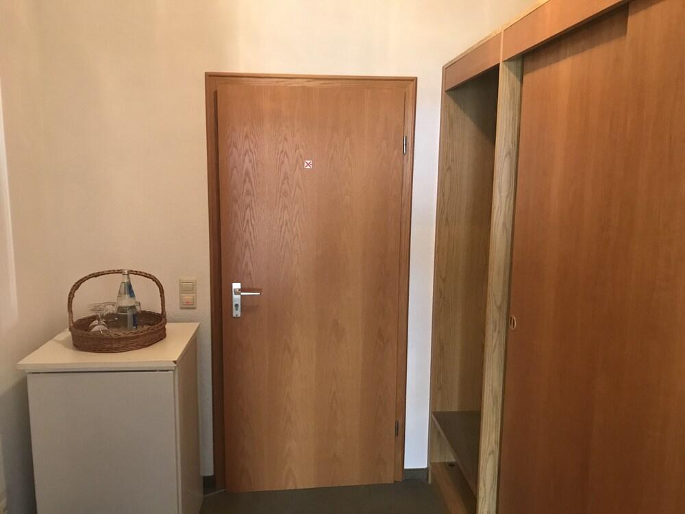 Hotel Filoxenia Am Deutschen Weintor