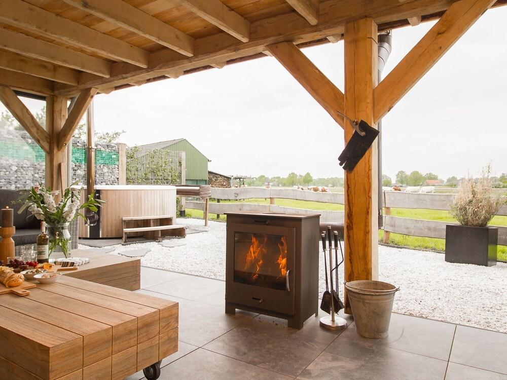 Beautiful Holiday Farm in Holten With hot tub and Sauna