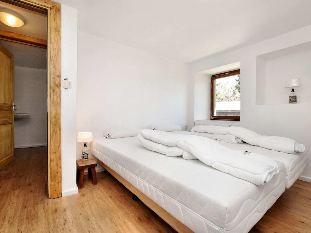 Holiday Home in Meyerode With Terrace