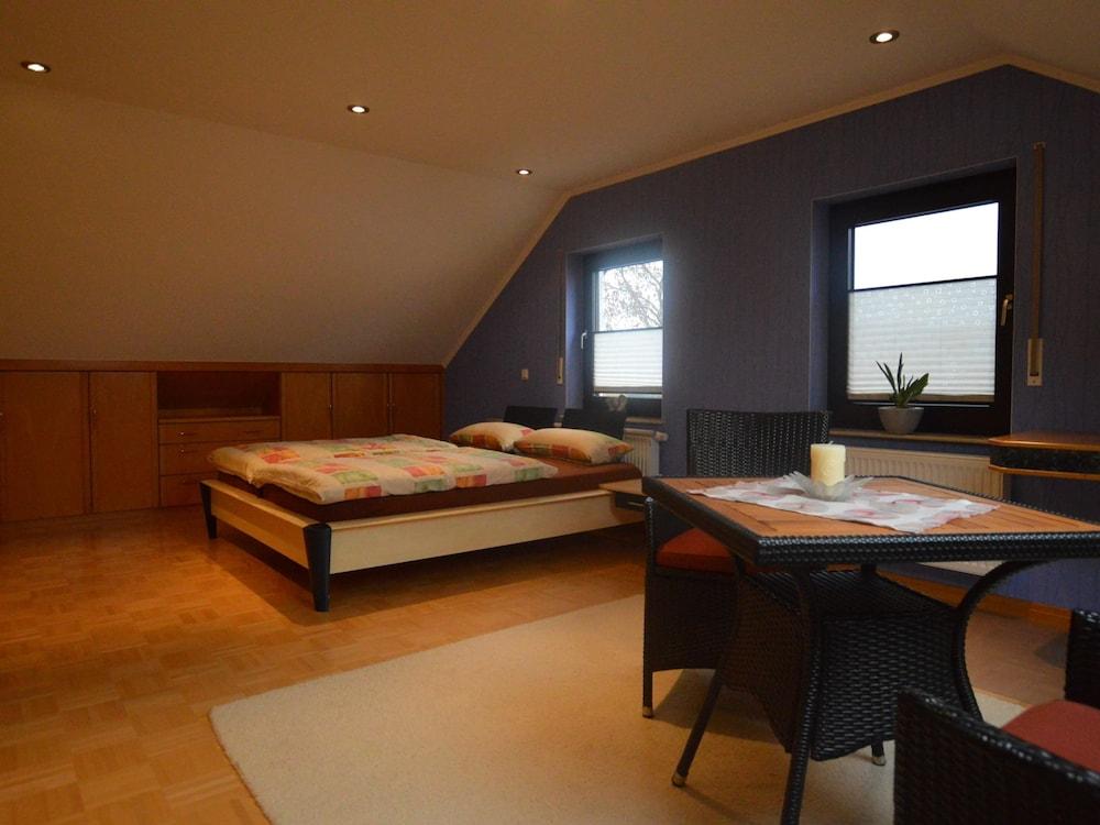 Spacious Apartment near Forest in Emmelbaum