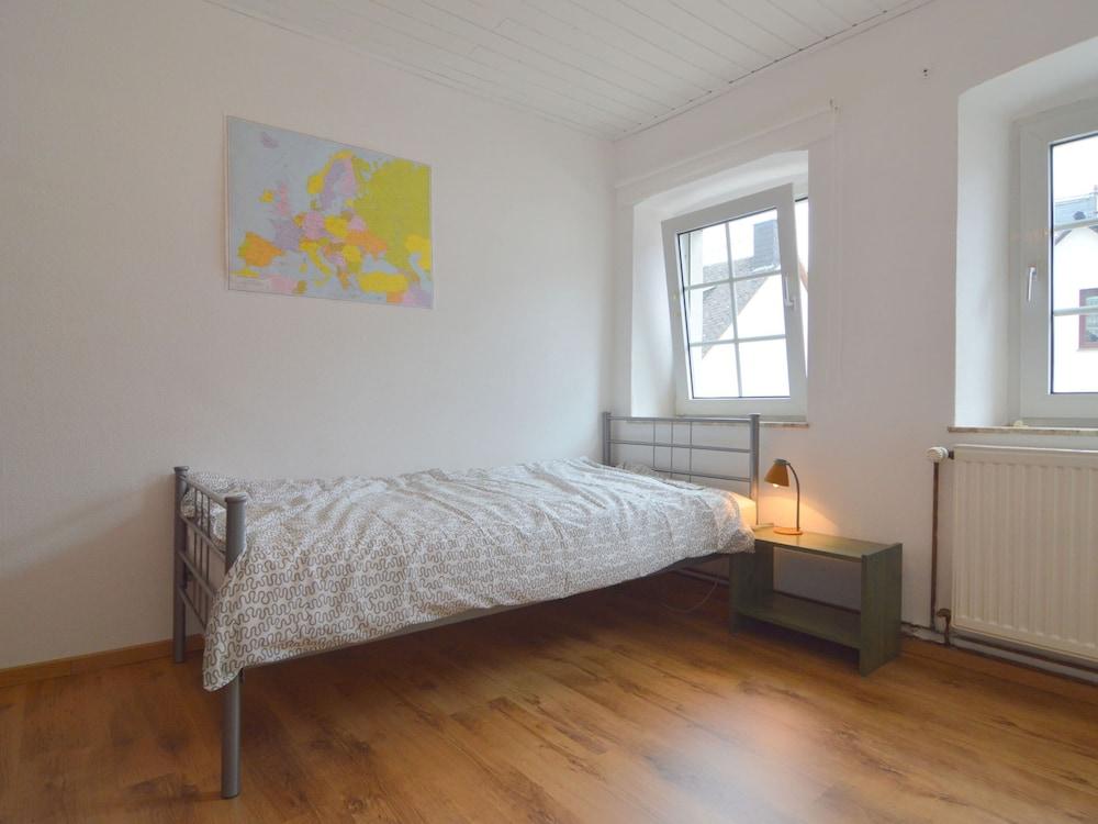 Veltenhaus: Historic Retreat