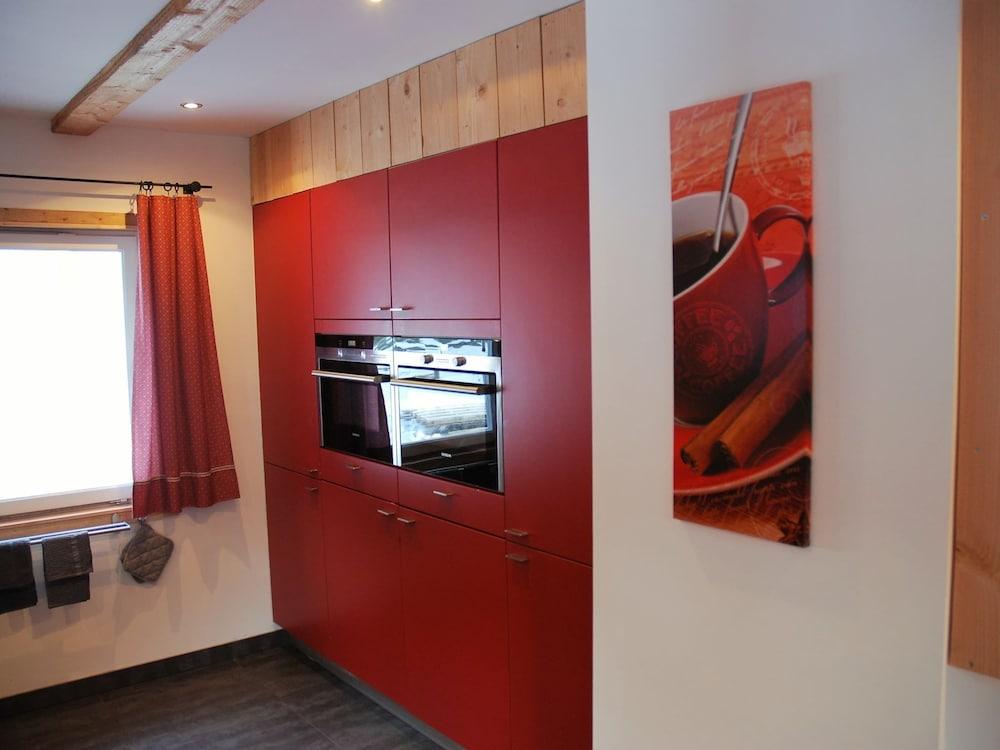 Chalet Innerkrems: Experience Pure Austria at 1,600 Meters Altitude