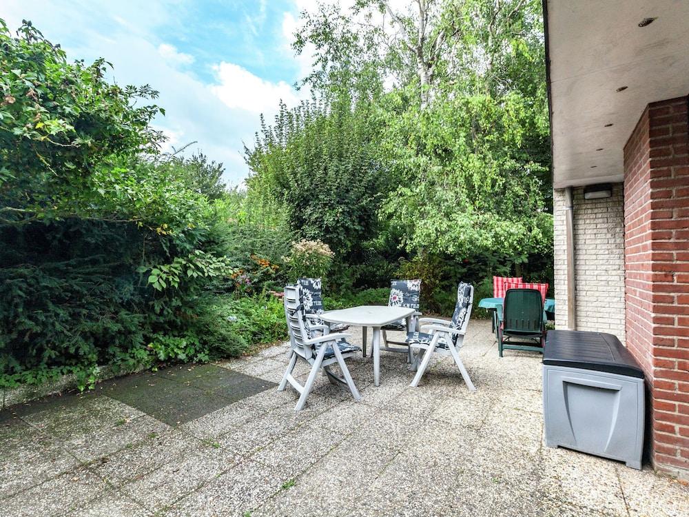 Comfortable, Detached Bungalow 65 m2