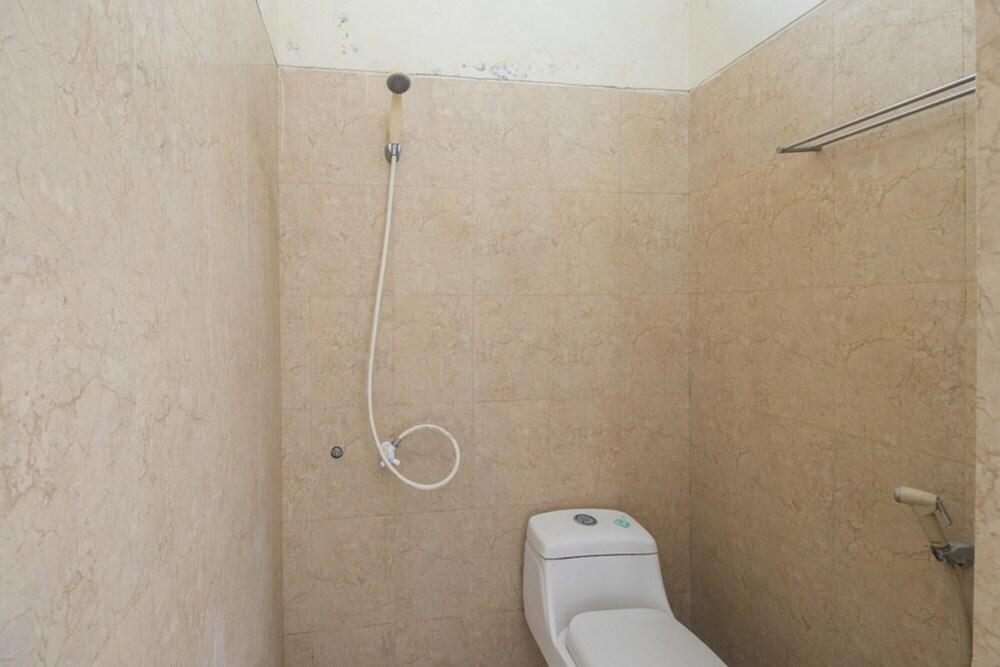 KoolKost near Hartono Mall Yogyakarta