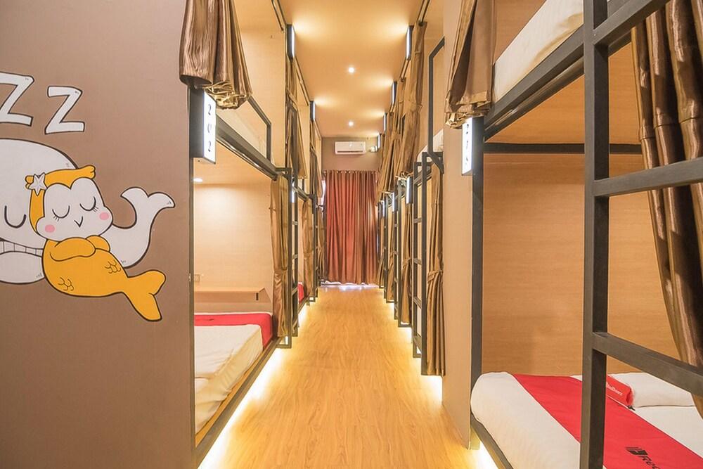 RedDoorz Hostel @ Grand Pangandaran