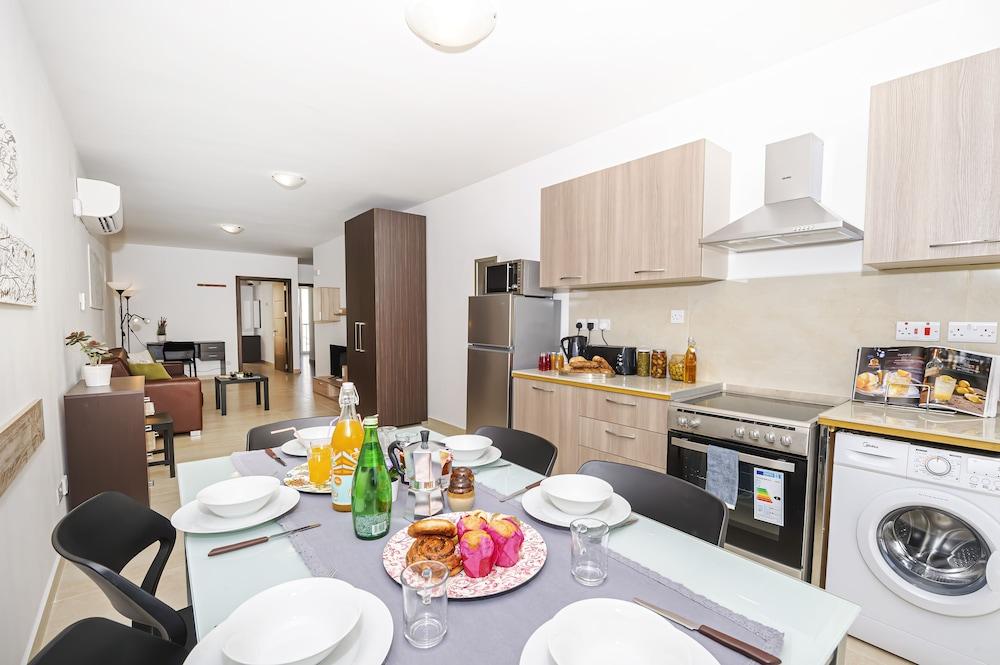 Summer Breeze Comfort Apartments by Getaways Malta