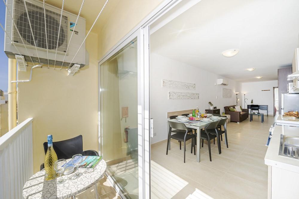 Summer Breeze Comfort Apartments by Getaways Malta