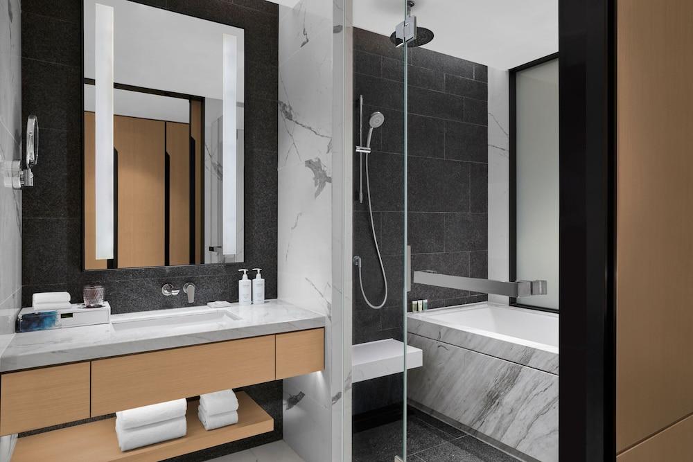 Courtyard by Marriott Xiamen