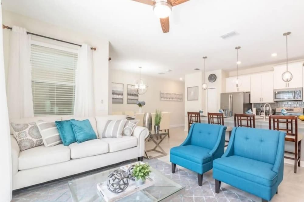 4 Bedroom Villa at Champions Gate