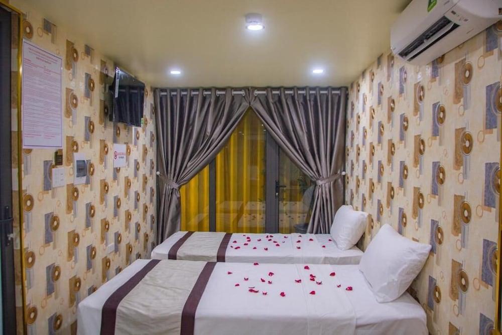 Babylon Ha Long Hotel