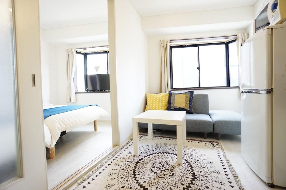 Terry's Apartment Namba I G04E