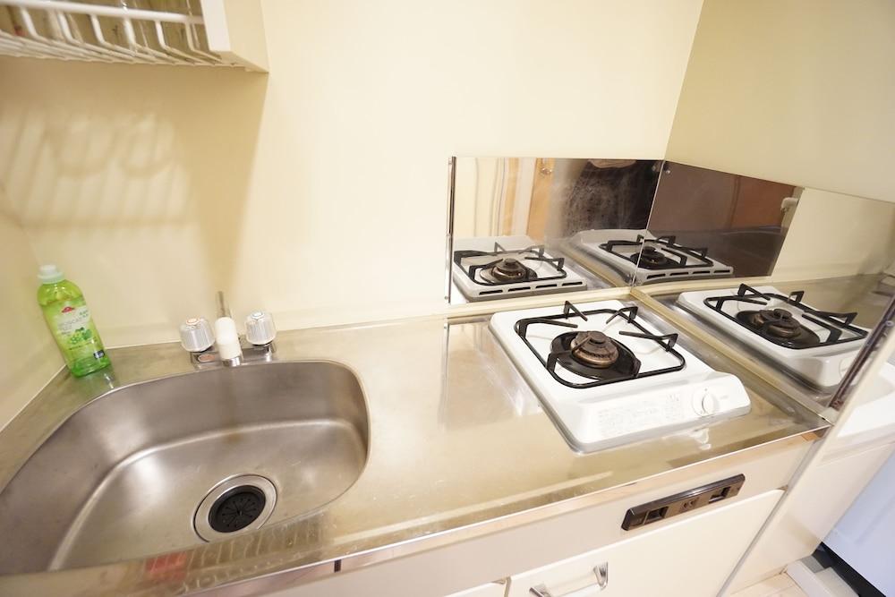 Terry's Apartment Namba South I V02A