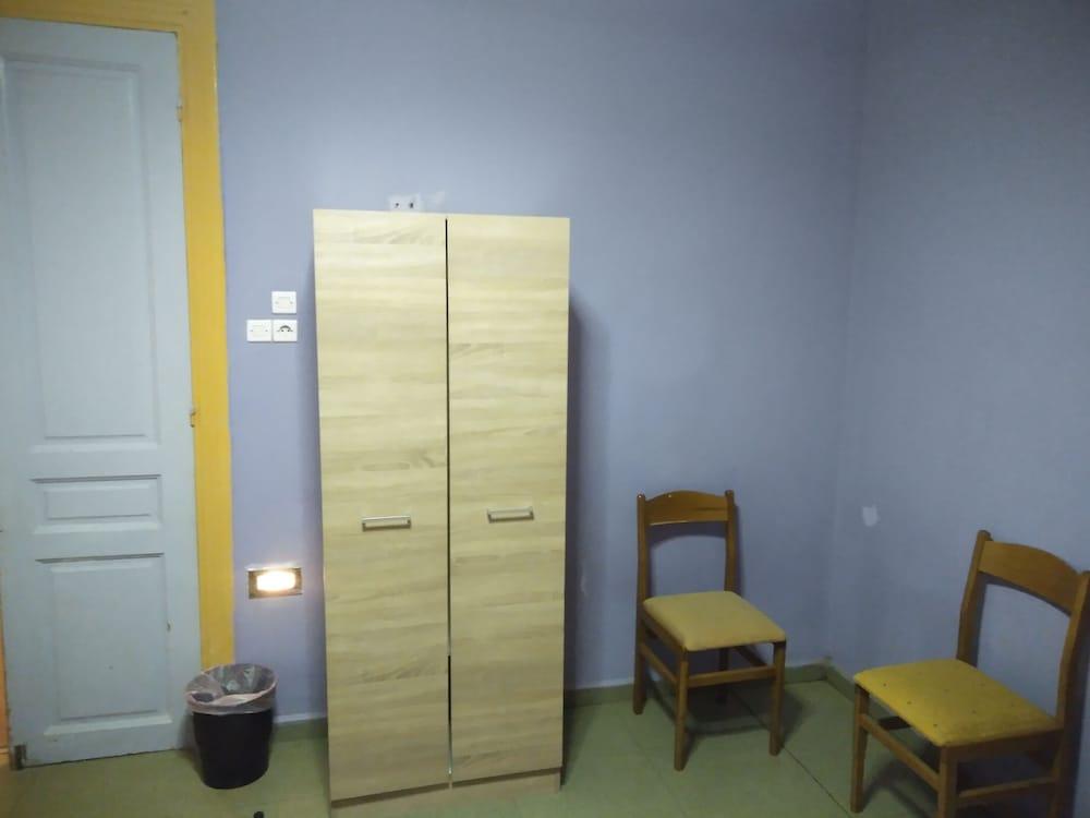 Pinguino Hostel Athens