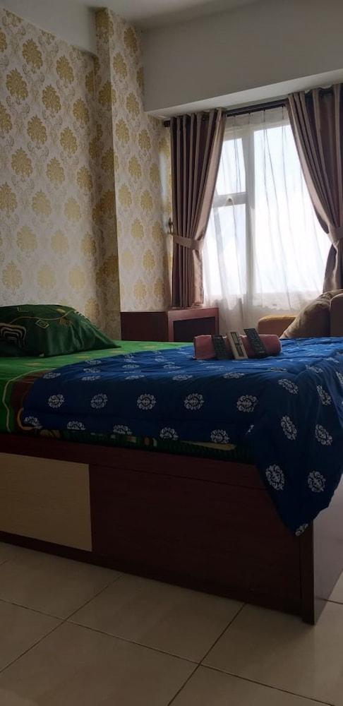 Modern Residence 3 by Hendra