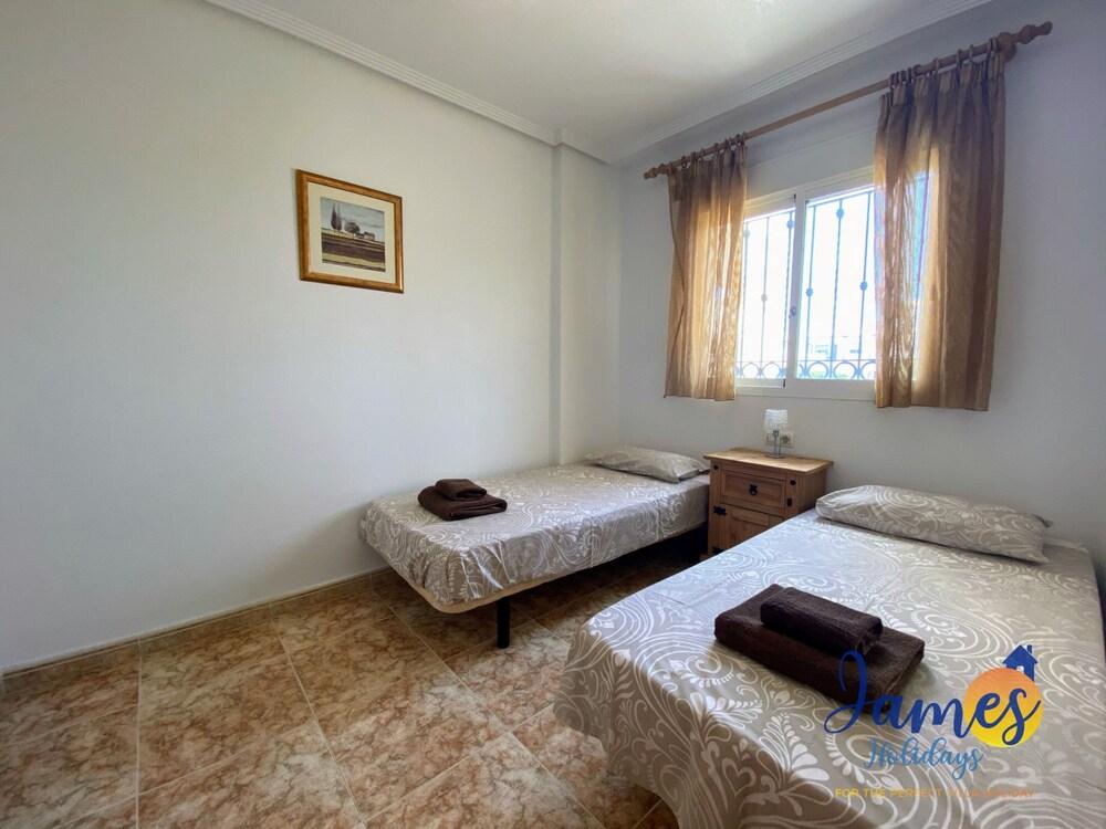 La Cinuelica R11 Grd Flr Overlooking Com Pool L111