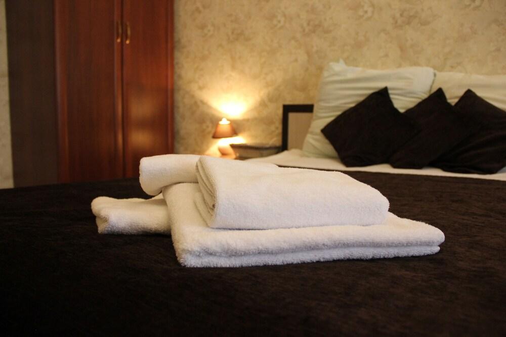 Rooms in Union on Marata