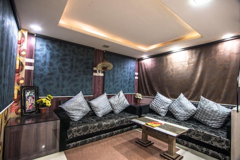 Hotel Avinash Residency