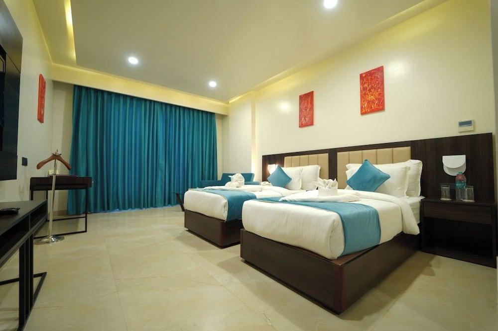 Hotel Bravia Pancheel - By Satguru